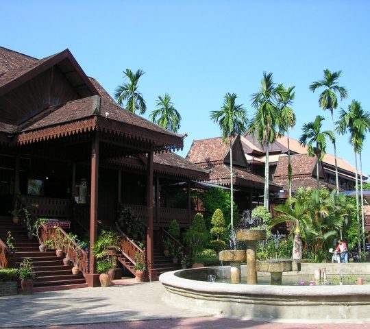 Kampung Kraftangan dan Muzium Kraf